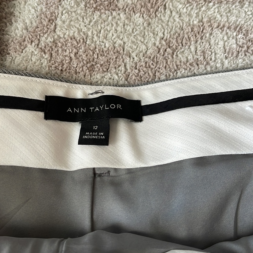 Ann Taylor like new gray tweed pants size 12 - Picture 2 of 6